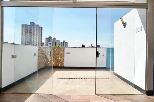 Área da Cobertura  de apartamento à venda com 3 quartos, 132m² em Coração Eucarístico, Belo Horizonte