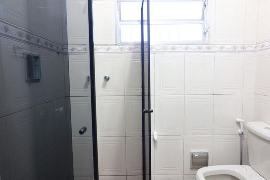 Banheiro Social de casa à venda com 2 quartos, 125m² em Jardim Brasilia, São Bernardo do Campo