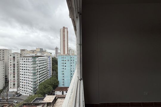 Vista  de kitnet/studio para alugar com 1 quarto, 29m² em Itararé, Santos