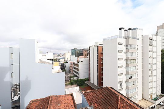 Vista da Suíte de apartamento à venda com 3 quartos, 119m² em Petrópolis, Porto Alegre
