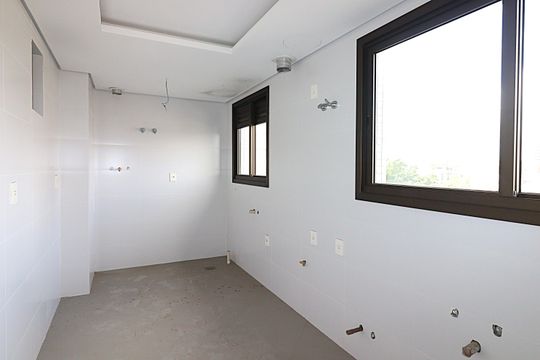 Cozinha e Área de Serviço de apartamento à venda com 3 quartos, 119m² em Petrópolis, Porto Alegre