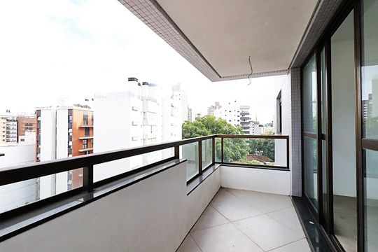 Sacada 1  da Sala de apartamento à venda com 3 quartos, 119m² em Petrópolis, Porto Alegre