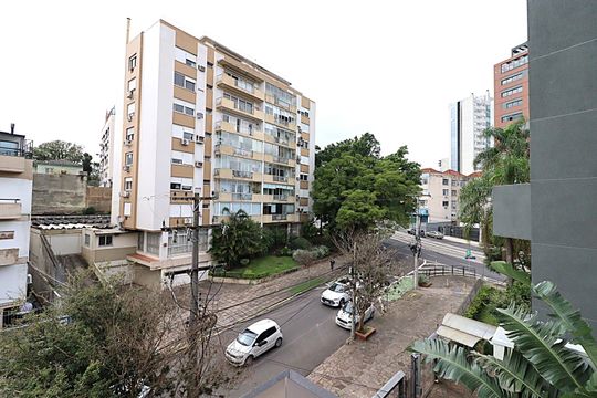 Vista da Sacada de apartamento à venda com 3 quartos, 123m² em Petrópolis, Porto Alegre