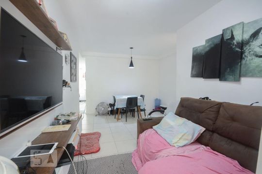 Apartamento para alugar com 2 quartos, 60m² em Taquara, Rio de Janeiro