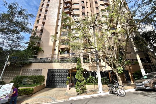 Fachada de apartamento à venda com 3 quartos, 125m² em Chácara Inglesa, São Paulo