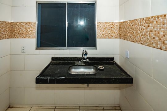 Cozinha de casa para alugar com 2 quartos, 60m² em Conjunto California, Belo Horizonte