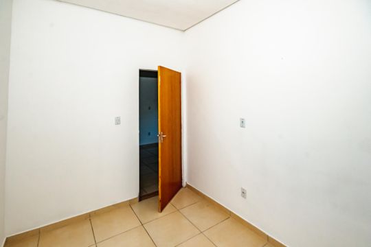 Quarto 2 de casa para alugar com 2 quartos, 60m² em Conjunto California, Belo Horizonte