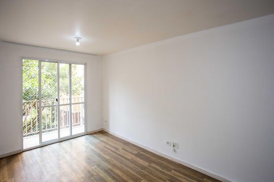 Sala de apartamento para alugar com 3 quartos, 68m² em Jardim Melo, Diadema