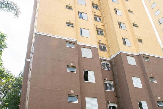 Fachada do bloco de apartamento para alugar com 3 quartos, 68m² em Jardim Melo, Diadema