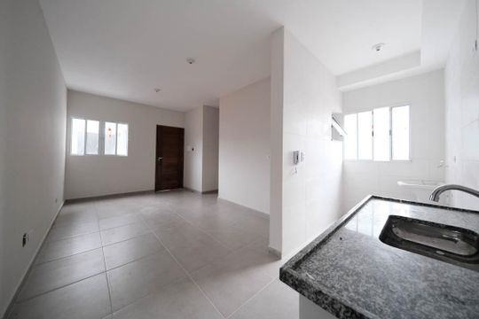 Sala/Cozinha de apartamento para alugar com 2 quartos, 45m² em Vila Nhocuné, São Paulo