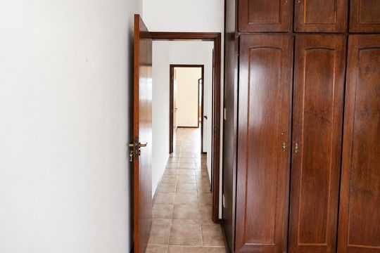 Quarto de casa à venda com 2 quartos, 113m² em Vila Clarice, São Paulo