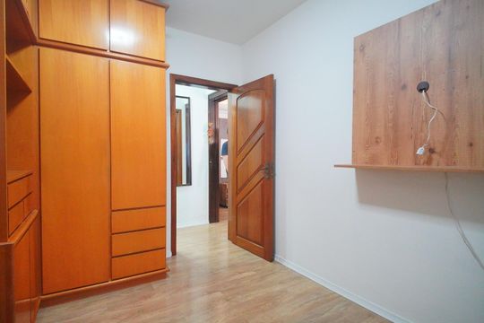 Quarto 1 de apartamento para alugar com 2 quartos, 90m² em Pátria Nova, Novo Hamburgo