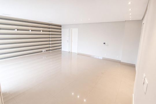 Sala de apartamento para alugar com 2 quartos, 85m² em Setor Bueno, Goiânia