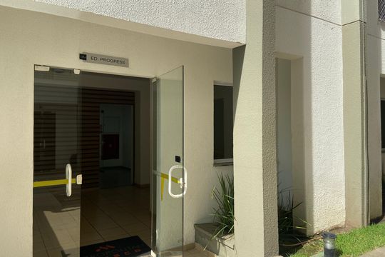 Fachada do bloco de apartamento para alugar com 2 quartos, 60m² em Jaguaribe, Osasco