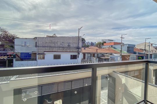 Varanda de casa à venda com 2 quartos, 65m² em Vila Ré, São Paulo