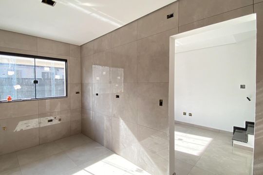 Cozinha de casa à venda com 2 quartos, 65m² em Vila Ré, São Paulo