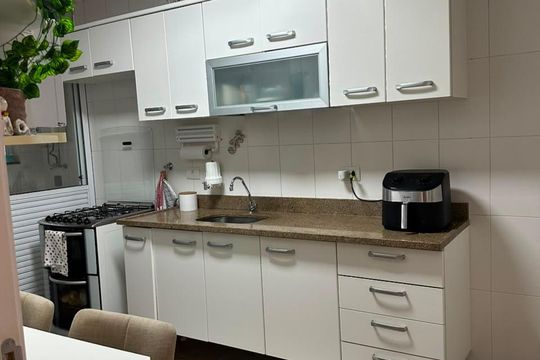 Cozinha de apartamento à venda com 3 quartos, 120m² em Vila Campo Grande, São Paulo