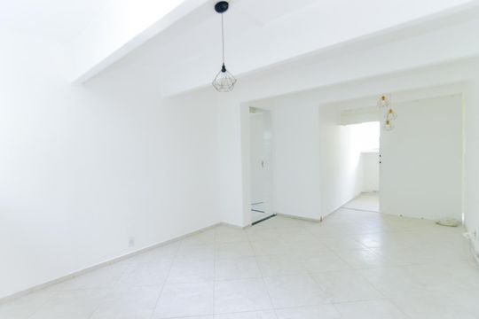 Sala de apartamento para alugar com 3 quartos, 63m² em Parque Cecap, Guarulhos