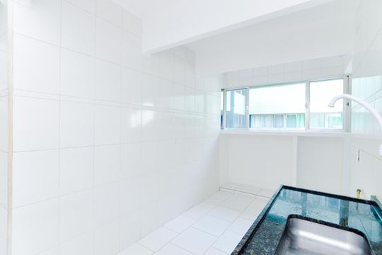 Cozinha de apartamento para alugar com 3 quartos, 63m² em Parque Cecap, Guarulhos