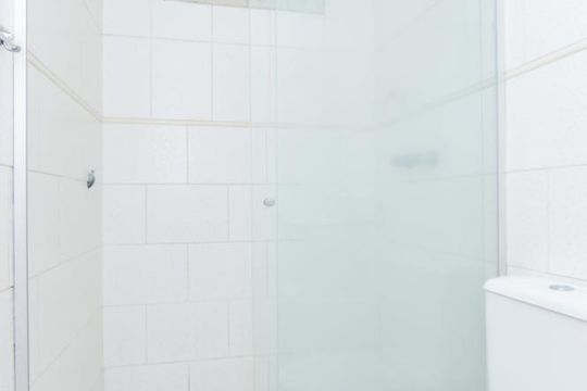 Banheiro  de apartamento para alugar com 3 quartos, 63m² em Parque Cecap, Guarulhos