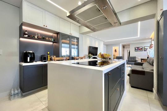 Cozinha de apartamento para alugar com 3 quartos, 126m² em Vila Mascote, São Paulo