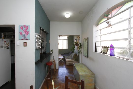 Sala de apartamento à venda com 4 quartos, 100m² em Barroca, Belo Horizonte