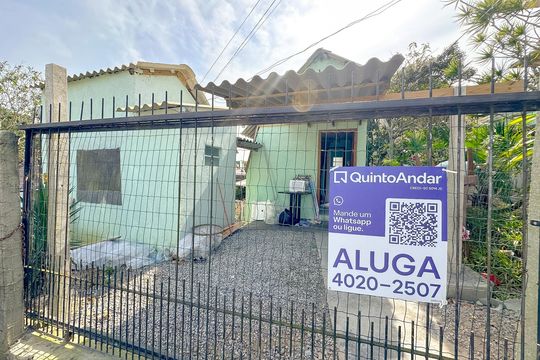 Fachada de kitnet/studio para alugar com 1 quarto, 11m² em Santinho, Florianópolis