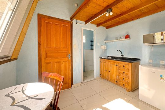 Kitnet/Studio para alugar com 1 quarto, 11m² em Santinho, Florianópolis