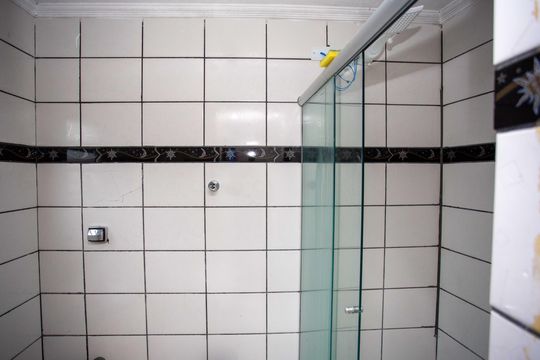 Banheiro de casa para alugar com 1 quarto, 130m² em Serraria, Diadema