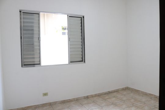 Quarto 2 de casa para alugar com 2 quartos, 80m² em Vila Romana, São Paulo