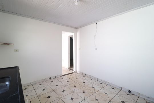 Cozinha de casa para alugar com 2 quartos, 82m² em São Jorge, Uberlândia