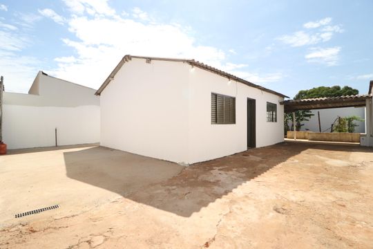 Casa para alugar com 2 quartos, 82m² em São Jorge, Uberlândia