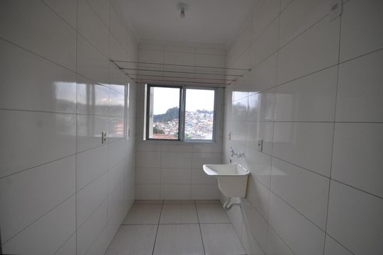 Área de Serviço de apartamento para alugar com 2 quartos, 45m² em Vila Albertina, São Paulo