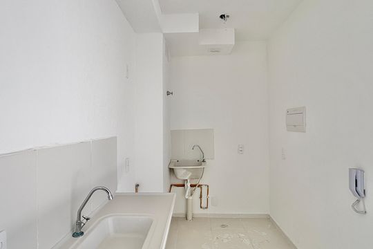 Cozinha de apartamento para alugar com 2 quartos, 32m² em Jardim Pereira Leite, São Paulo