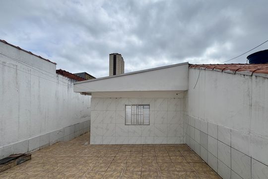 Vista - Sala  de casa para alugar com 1 quarto, 45m² em Vila Washington, São Bernardo do Campo