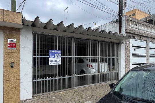 Fachada de casa para alugar com 1 quarto, 45m² em Vila Washington, São Bernardo do Campo