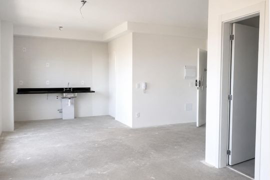 Sala de apartamento à venda com 1 quarto, 58m² em Vila Yara, Osasco