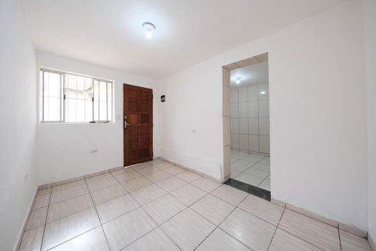 Casa para alugar com 1 quarto, 50m² em Vila Londrina, São Paulo