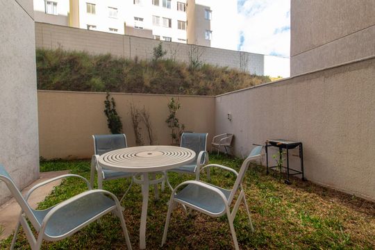 Área externa de apartamento à venda com 1 quarto, 65m² em Palmeiras, Belo Horizonte