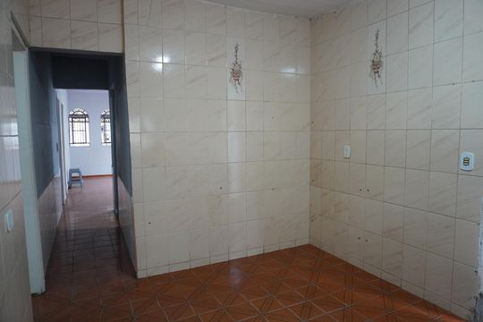 Cozinha de casa para alugar com 5 quartos, 70m² em Jardim Sao Vicente, São Paulo