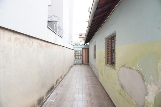 Área externa de casa para alugar com 5 quartos, 70m² em Jardim Sao Vicente, São Paulo