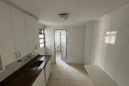 Cozinha de apartamento à venda com 3 quartos, 75m² em Vila Progredior, São Paulo