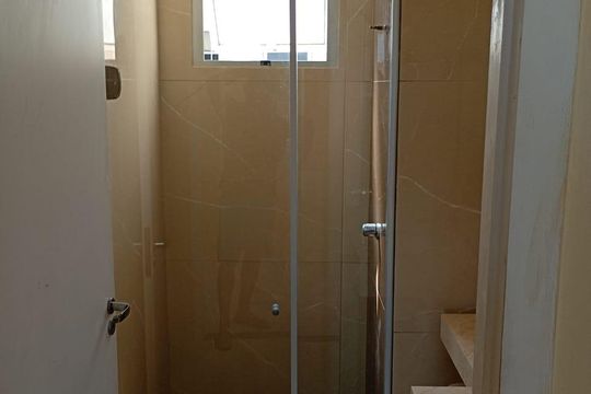 Banheiro de apartamento para alugar com 2 quartos, 45m² em Imperial, Vespasiano