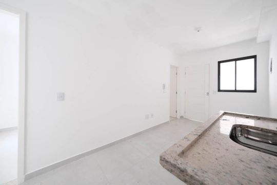 Sala/Cozinha de apartamento à venda com 2 quartos, 30m² em Cidade Antônio Estêvão de Carvalho, São Paulo
