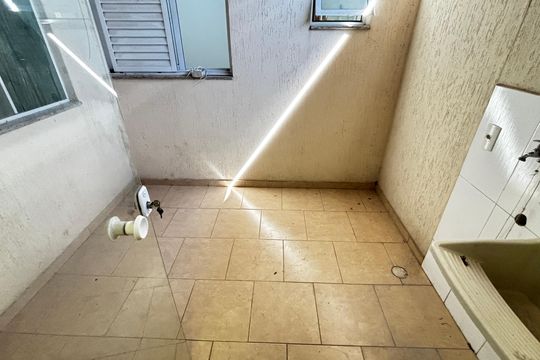 Área de Serviço de apartamento para alugar com 3 quartos, 76m² em Utinga, Santo André