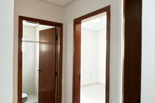 Corredor de apartamento para alugar com 3 quartos, 76m² em Utinga, Santo André