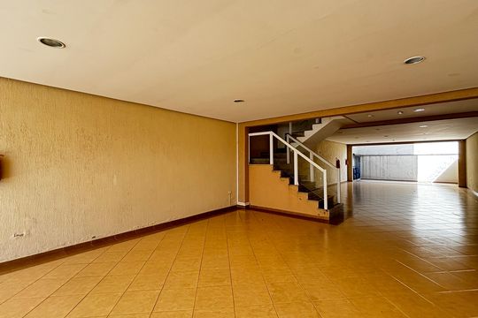 Garagem de apartamento para alugar com 3 quartos, 76m² em Utinga, Santo André