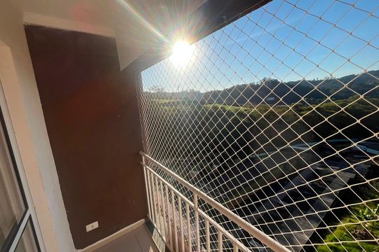 Varanda de apartamento para alugar com 2 quartos, 50m² em Jardim Elizabete, Embu das Artes