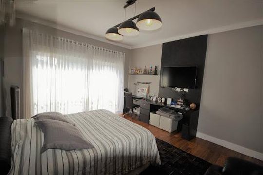 Casa à venda com 5 quartos, 1000m² em Residencial Tambore, Barueri