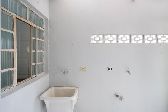Área de serviço de casa à venda com 1 quarto, 70m² em Olímpico, São Caetano do Sul